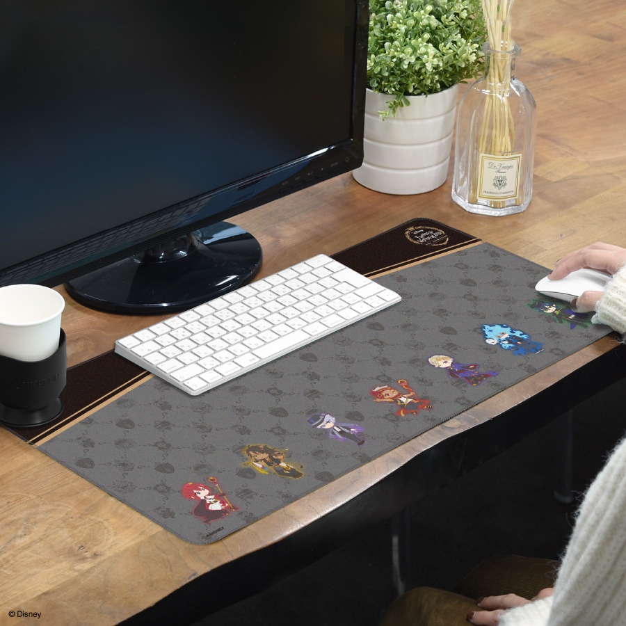 2026年1月下旬発売予定 ディズニー ツイステッドワンダーランド デスク