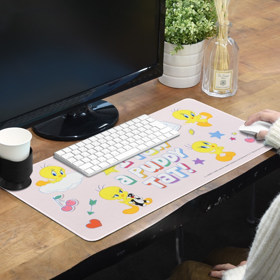 ルーニー・テューンズ デスクマット