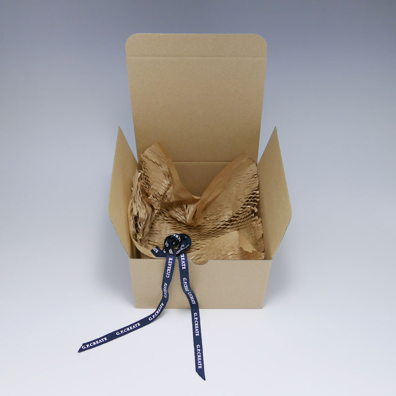 ラッピング　ギフトボックス