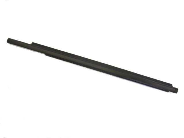 リアドア ウェザーストリップ イスト 68230-52140 トヨタ純正部品