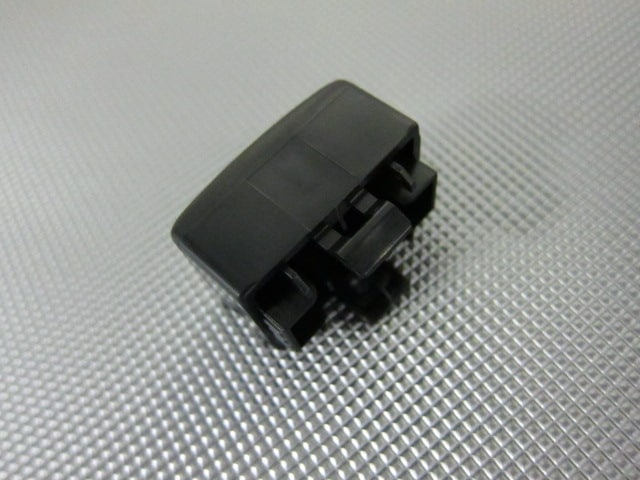 スイッチホールカバー 37285-75F00 JB23W ジムニー スズキ純正部品