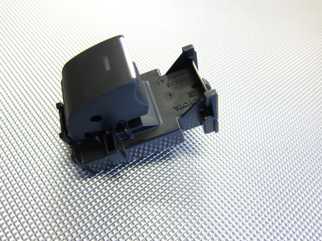 【美品】トヨタ純正 カローラ 助手席・後部席パワーウインドウスイッチ3個 パワーウインドウスイッチ（助手席、後部座席用） 84810-12120