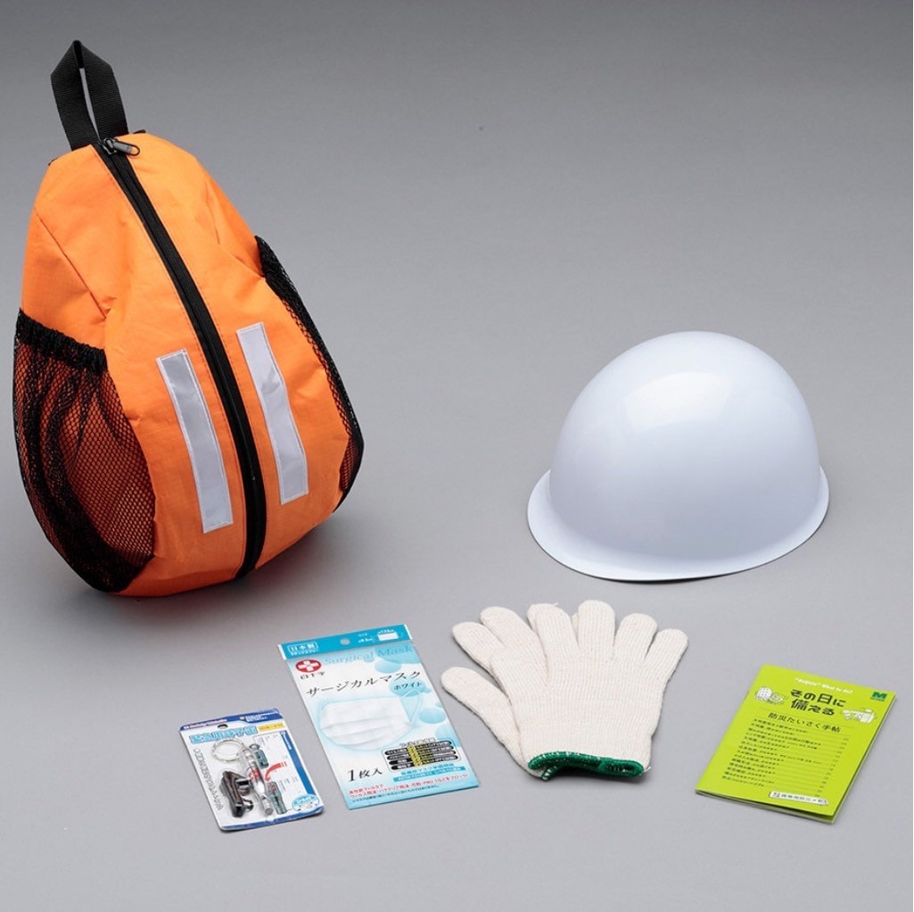 アイリスオーヤマ防災セット2人用62点セット | 防災備蓄品 | DURABLE