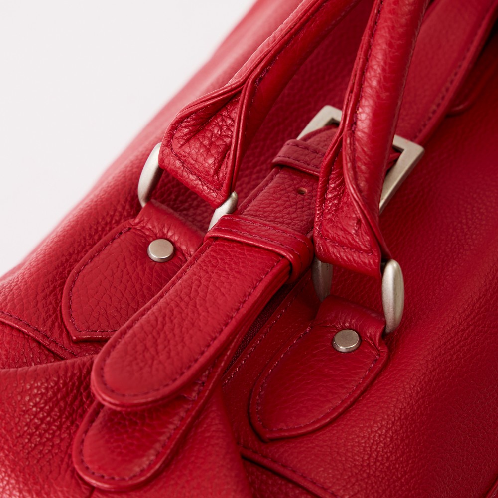 猪瀬 イタリアンレザーボストンバッグ【ゴルフ旅を彩る、唯一無二の赤】