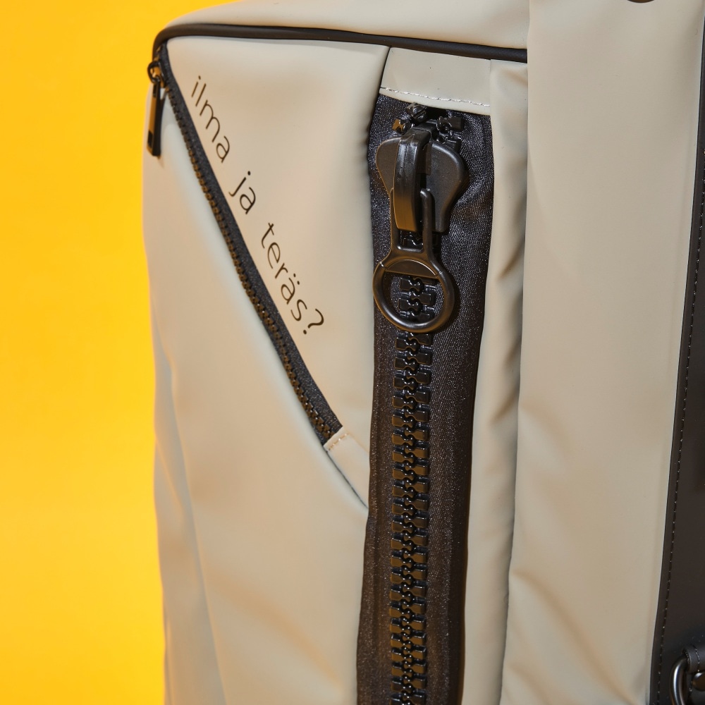 YKK最大のビッグジッパー使用】Lahella golf(ラヘラゴルフ) ilma ja