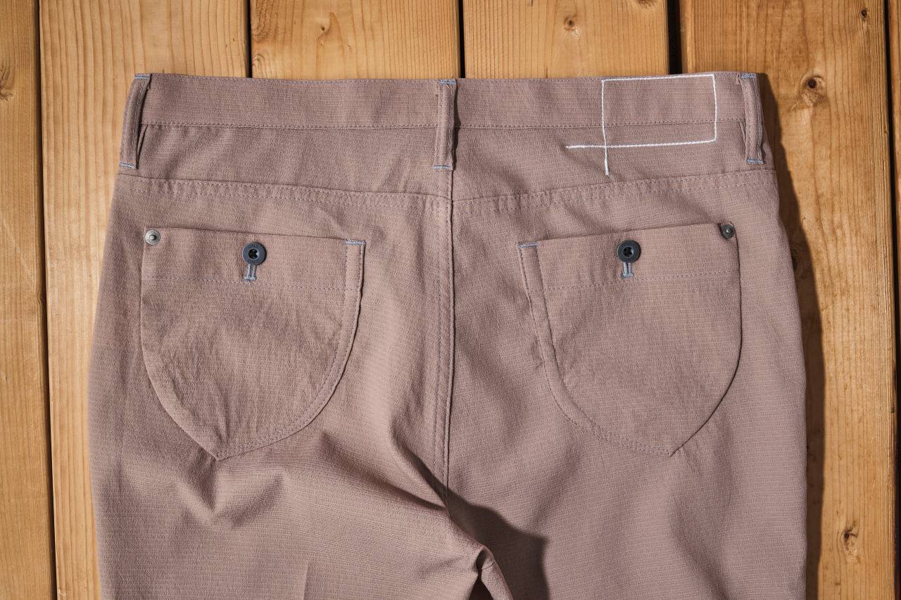 d.i.a ズボン ONO+8186 ワルツSAP二重織りDot Air SY加工 テーパードパンツ