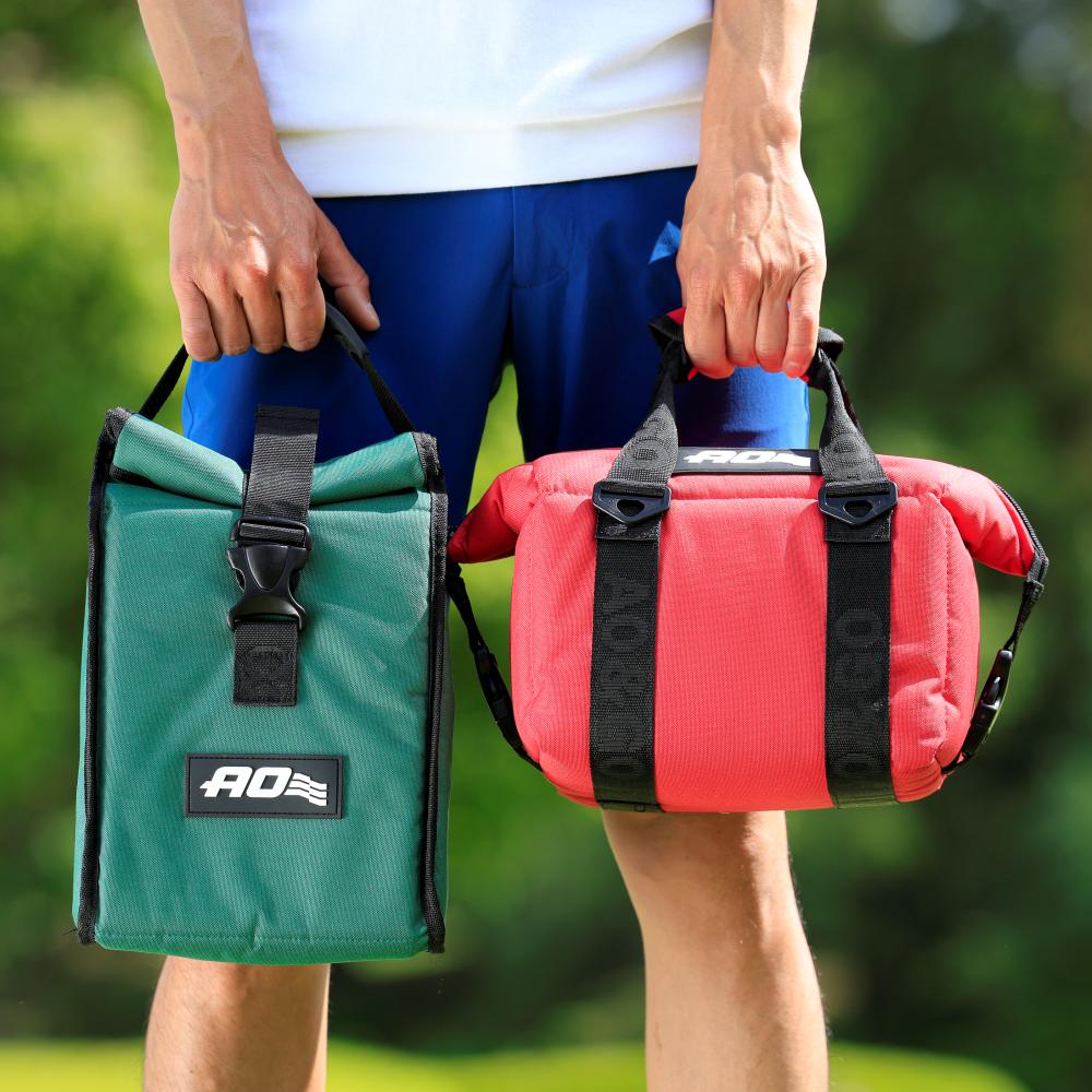 開閉がシンプルでサイズ調整が可能なロールトップクーラー】AO Coolers