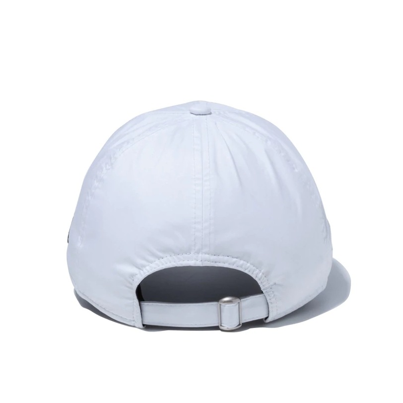 お洒落で快適な雨ゴルフを Newera 撥水パッカブルレインキャップ ゴルフダイジェスト公式通販サイト ゴルフポケット