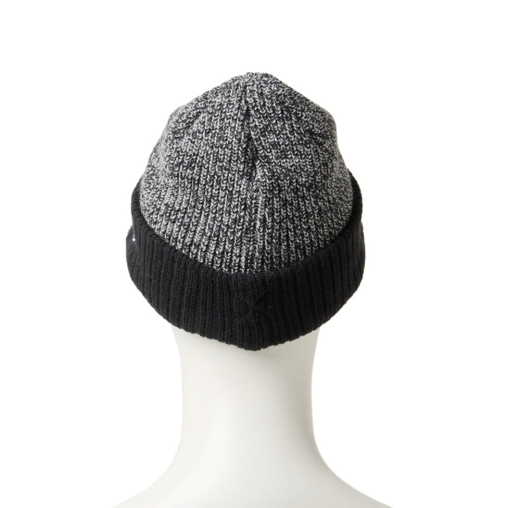 完売御礼！【NEWERA GOLF】バイザー付きニットキャップ(TPUロゴ)【暖か