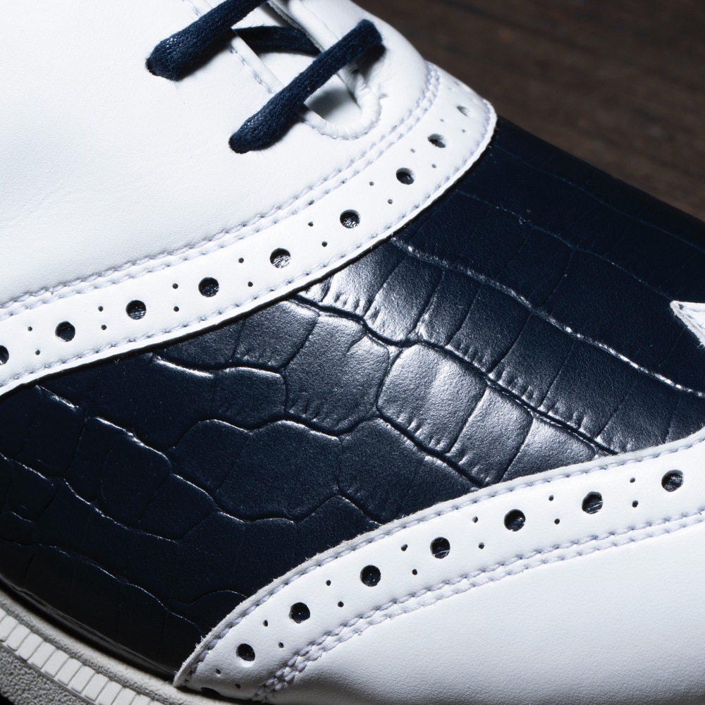 ajade ゴルフシューズ 軽井沢発！“才色兼備”スパイクレス】aJADE MEN LUCAS（スパイク