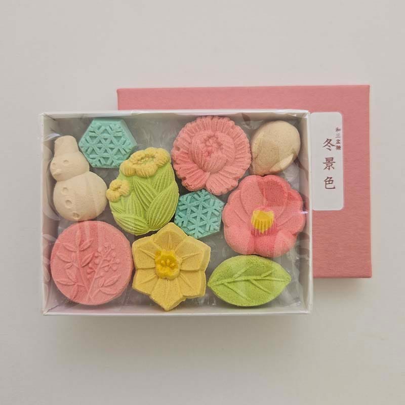冬季限定和三盆】和三盆糖 (箱入 和三盆 冬景色 10個入り） | 絶品