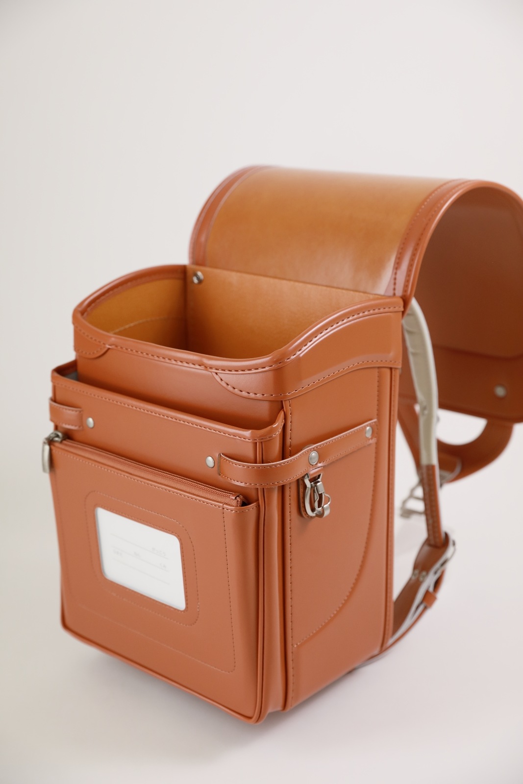 グランディール　キャメル