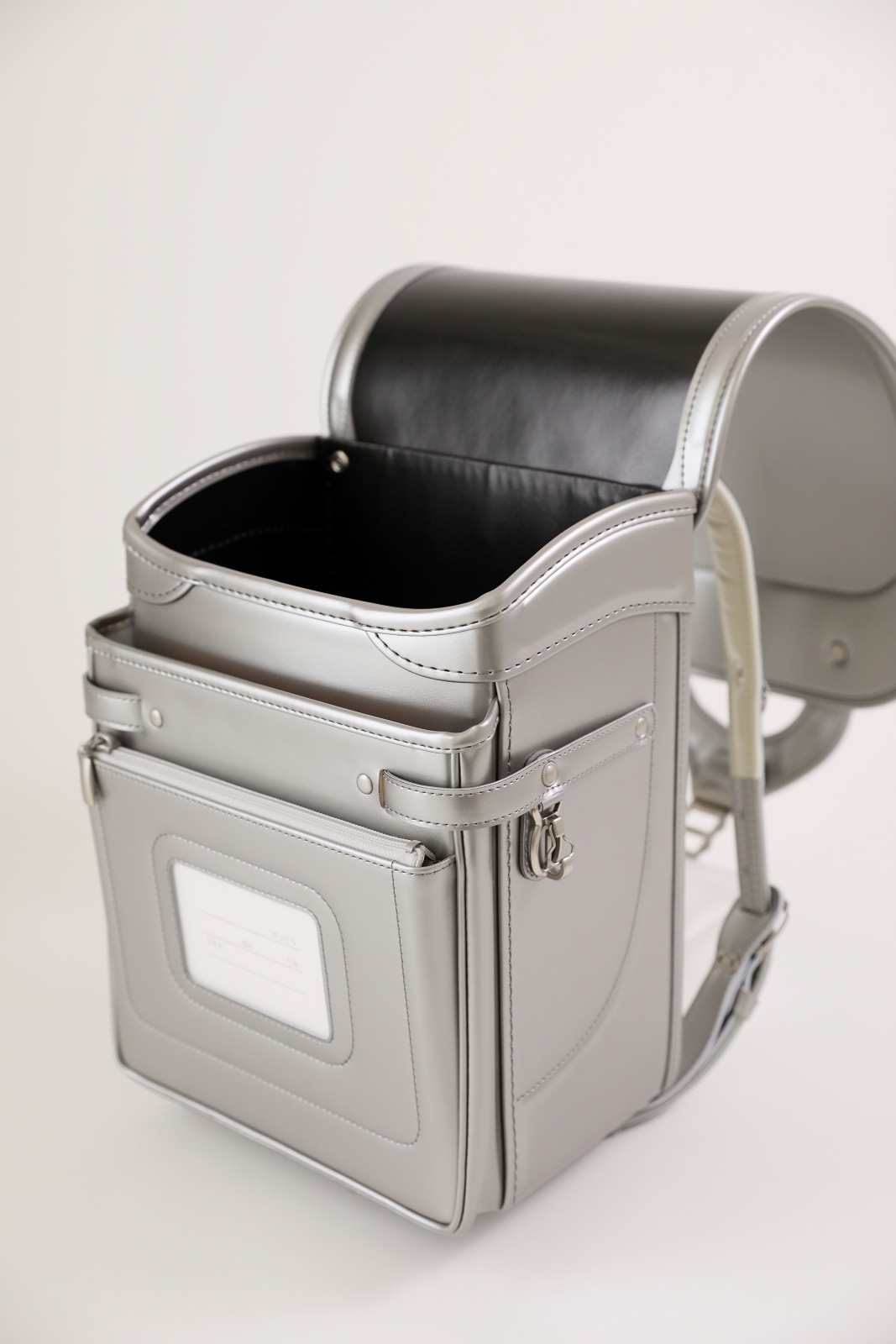 グランディール　シルバー