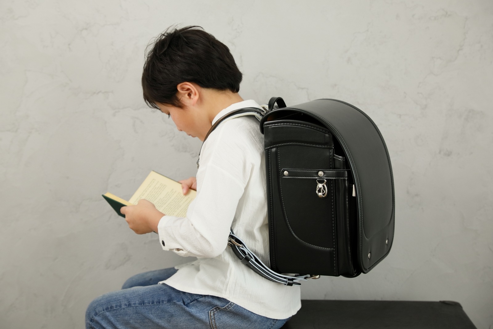 グランディール　ブラック