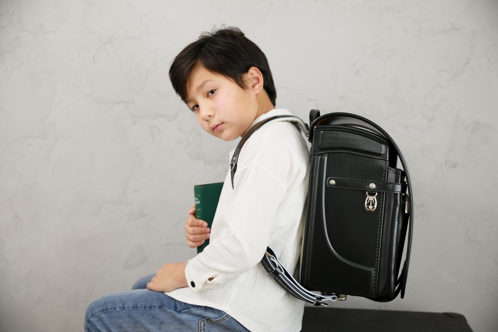 グランディール　ブラック