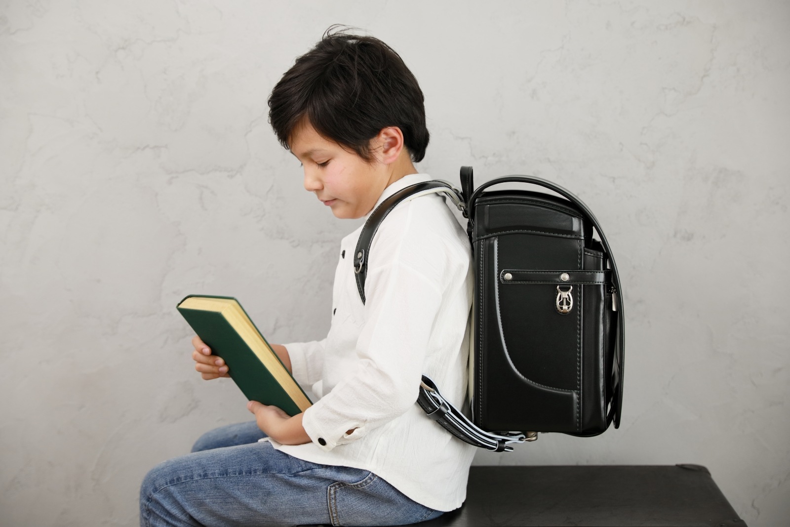 グランディール　ブラック