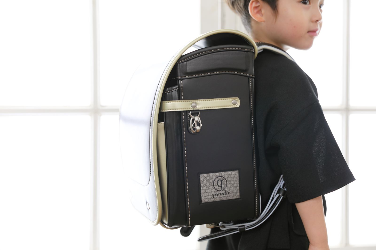 グランディールエグゼクティブ　ブラックｘゴールド