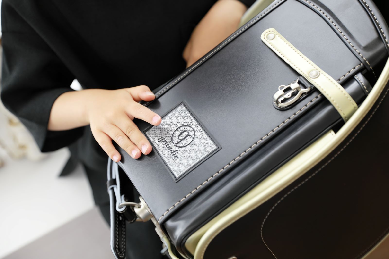 グランディールエグゼクティブ　ブラックｘゴールド