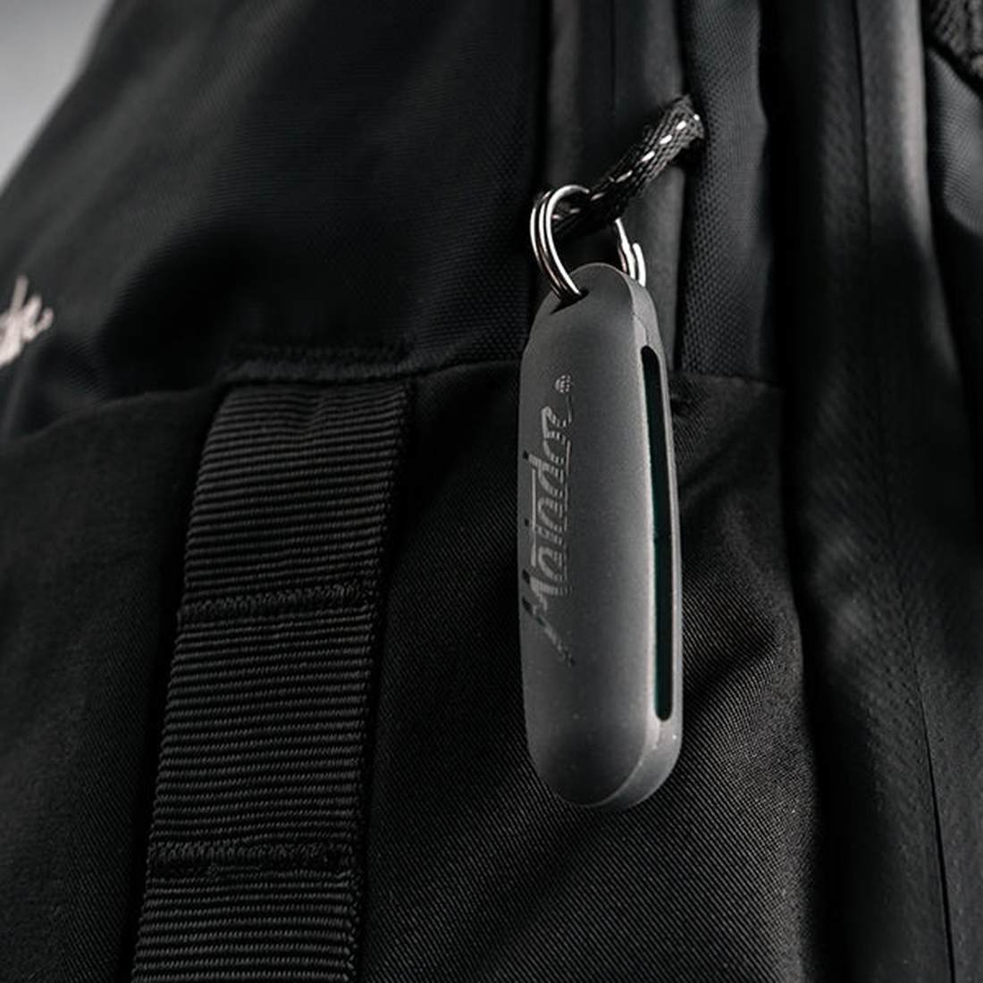 �ޥ��ɡ��� �ȥ�٥륤�䡼�ץ饰�� 25 ACCESSORIES   ����������