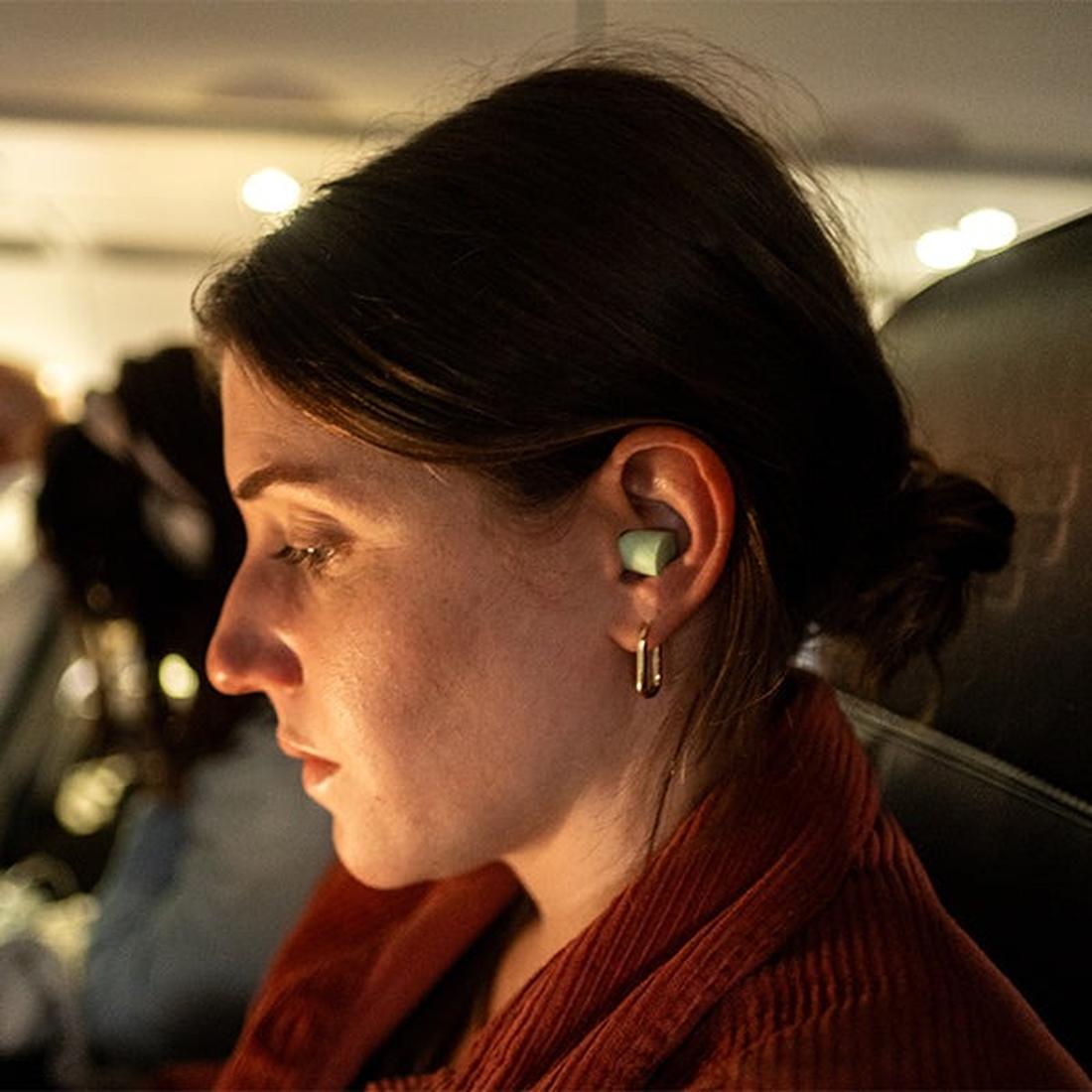 �ޥ��ɡ��� �ȥ�٥륤�䡼�ץ饰�� 25 ACCESSORIES   ����������