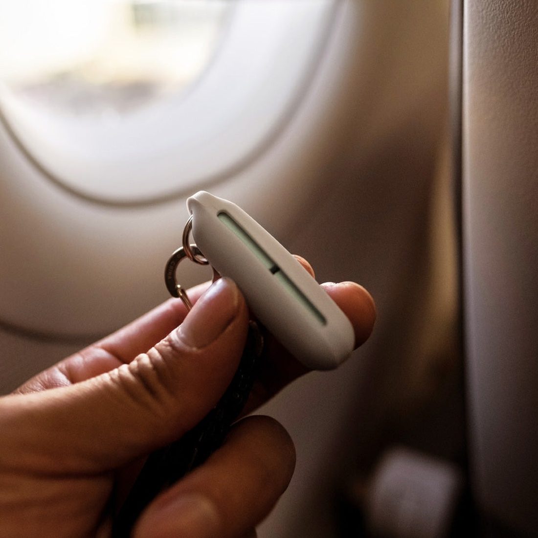 �ޥ��ɡ��� �ȥ�٥륤�䡼�ץ饰�� 25 ACCESSORIES   ����������