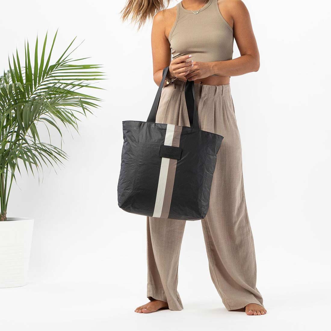 �����ϥ��쥯����� �ǥ��ȥ�åѡ� 23F �ȡ��ȥХå�   ����������