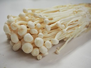 えのき 約180g 12/9（火）～12/13（土）までのお届け | 野菜