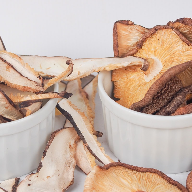 産地直送】 乾燥椎茸 1kg 業務用 しいたけ 岩手県産 東北の味 開いた膜