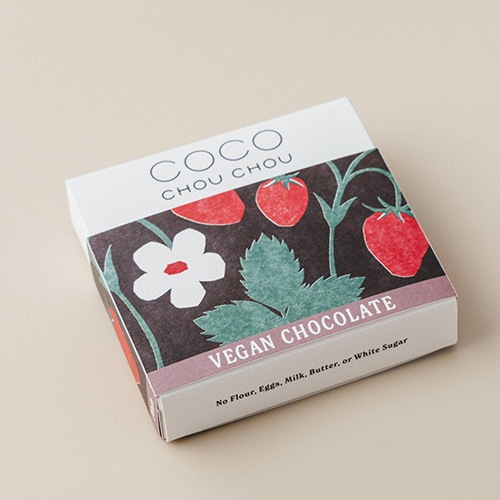 残りわずか！【新商品・期間限定】ヴィーガン生チョコレート ストロベリーとピスタチオの生チョコレート 16粒 CocoChouChou