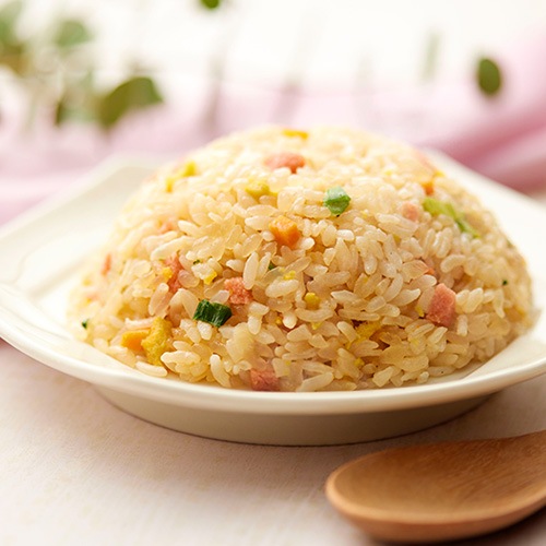 【新商品発売キャンペーン・5％OFF！】こんにゃく米とお米で作った炒飯 250g  テーブルマーク BEYOND FREE ビヨンドフリー 動物性原材料不使用