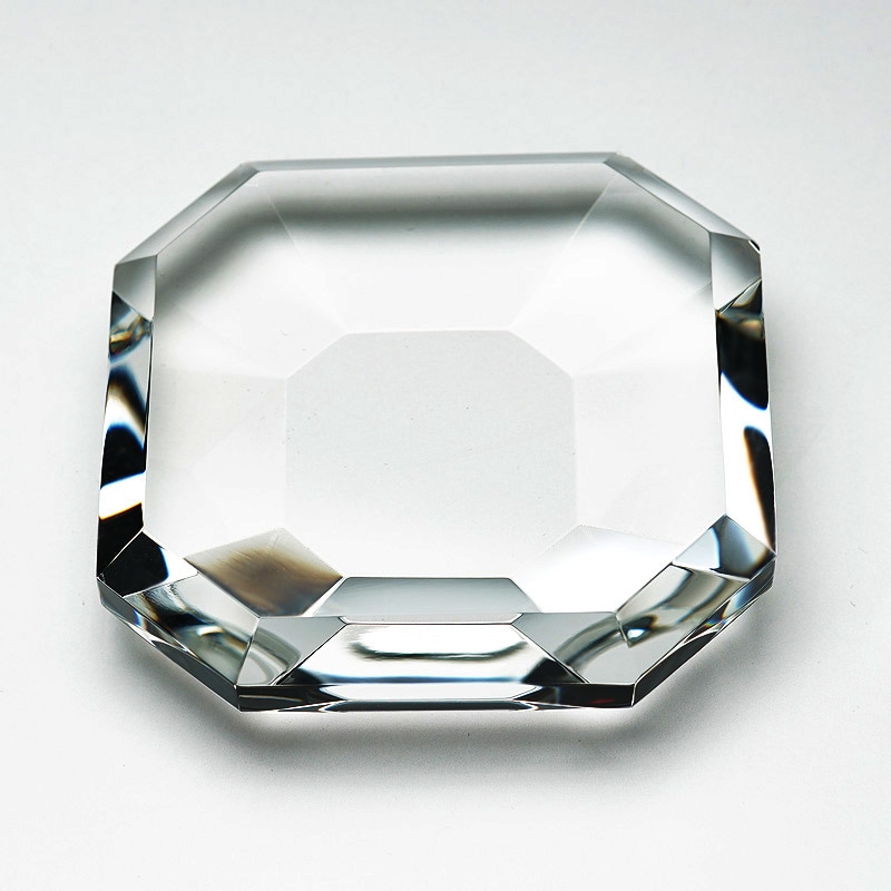 クリスタルペーパーウエイトDW-24（オクタゴン）