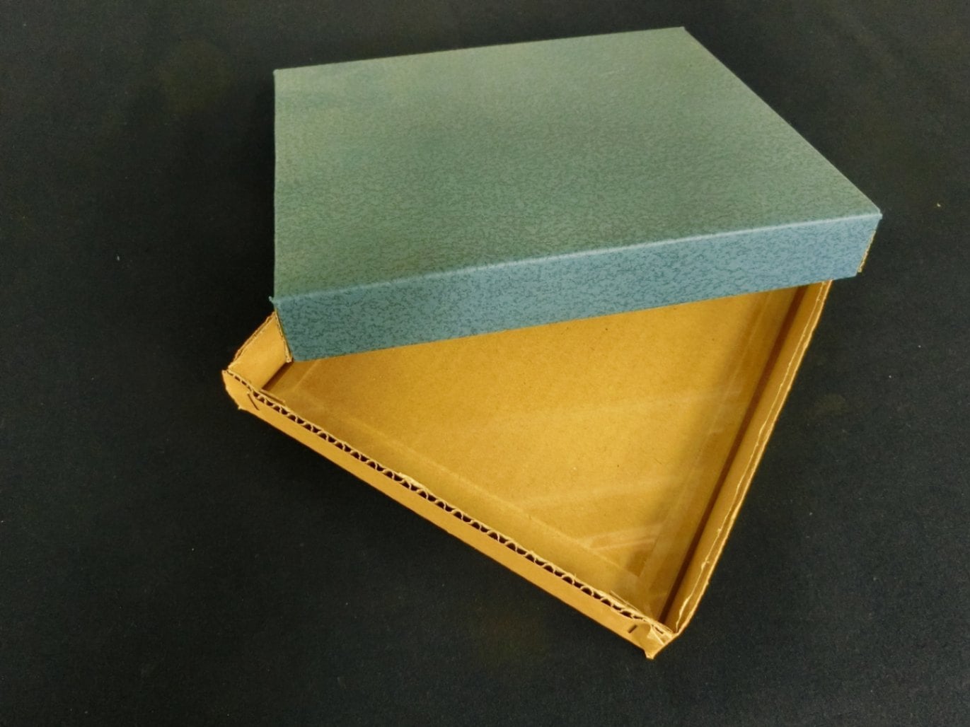 ソーダガラス盾（PS-8） 追加画像