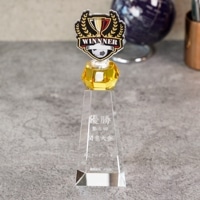 オーダーメイドで世界に一つのオリジナルトロフィーを！