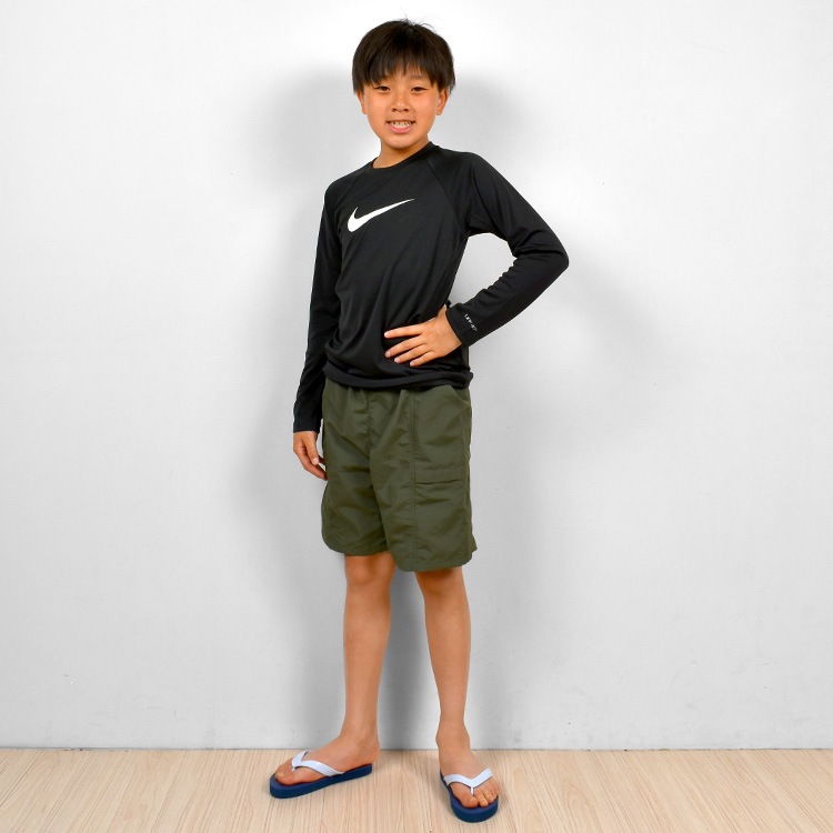 ラッシュガード ナイキ NIKE キッズ 男の子 長袖 子供 フードなし かぶり 子ども 130 140 150 160cm NESSD829 N001 ブラック ソリッドロングスリーブハイドロガード