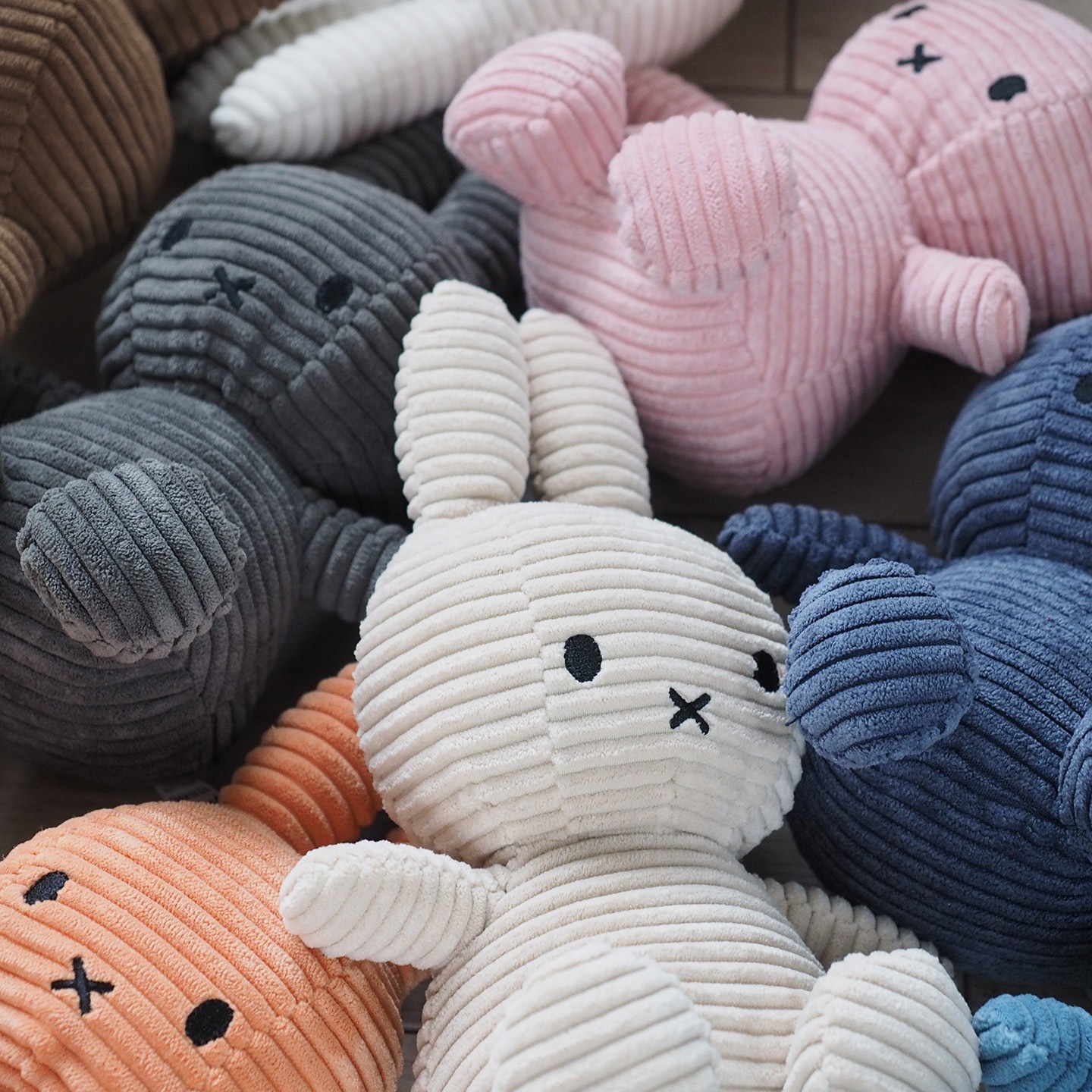 ミッフィー コーデュロイ 23cm | アイテム別,ホビー,ぬいぐるみ | gretsch