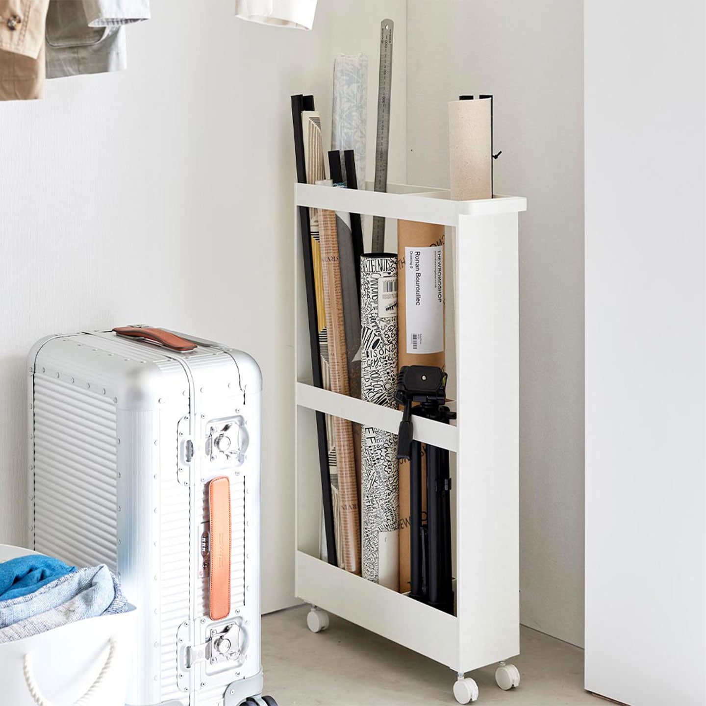 ホームエレクター 細型すき間収納ワゴン ウレタンキャスター付き 白 中古品 ホームエレクター 細型すき間収納ワゴン ウレタンキャスター付き