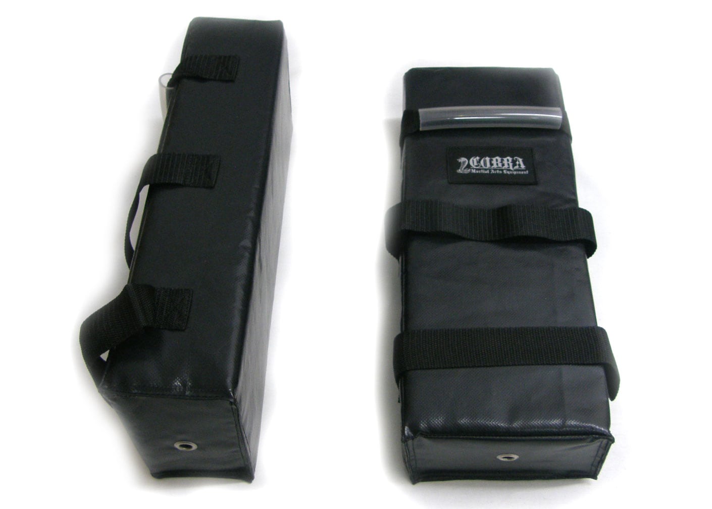 COBRA Martial Arts Equipment キックミット 空手 COBRA SQUARE KICK MITTS BLACK 1ヶ | 競技別商品,キックボクシング
