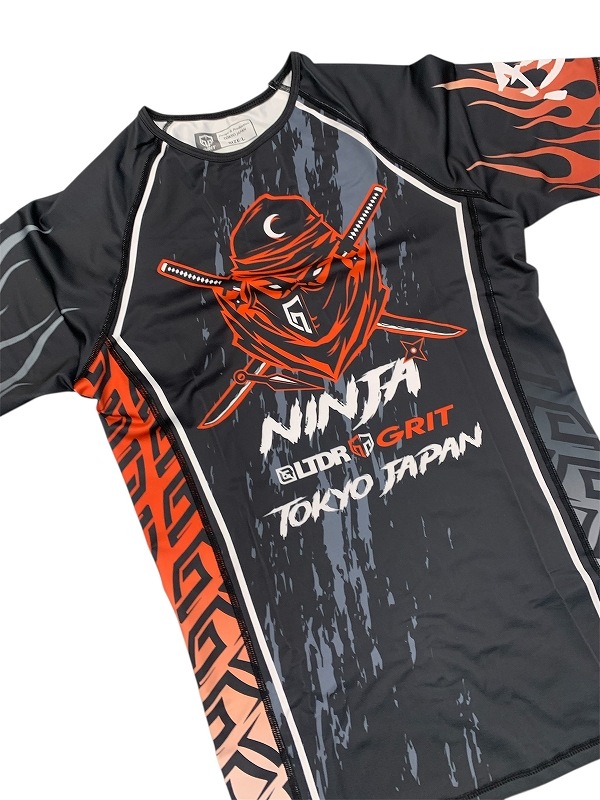GRIT��LUTADOR 2601 NINJA HALF SLEEVE RASH GUARD ��å��奬����