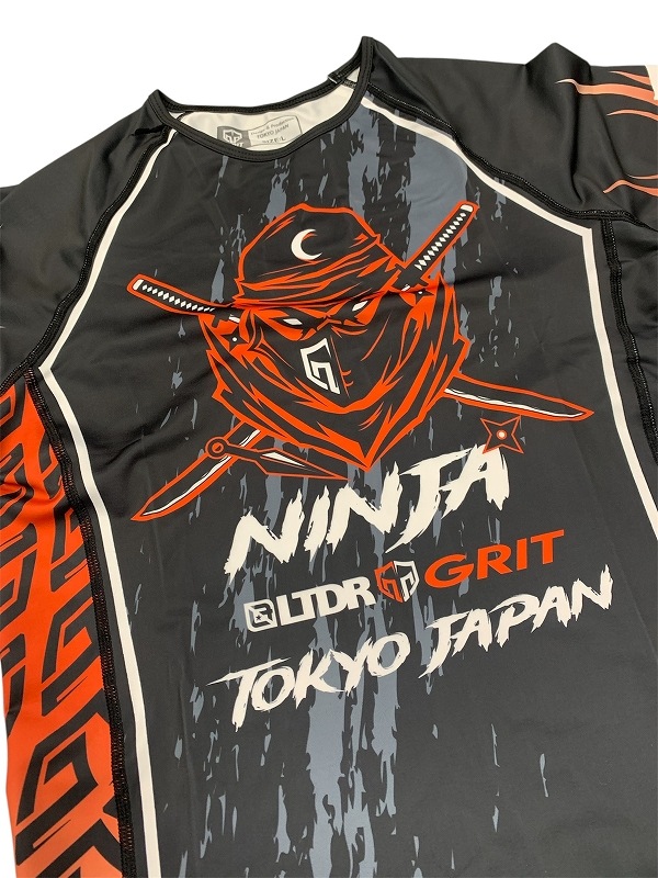 GRIT��LUTADOR 2601 NINJA HALF SLEEVE RASH GUARD ��å��奬����