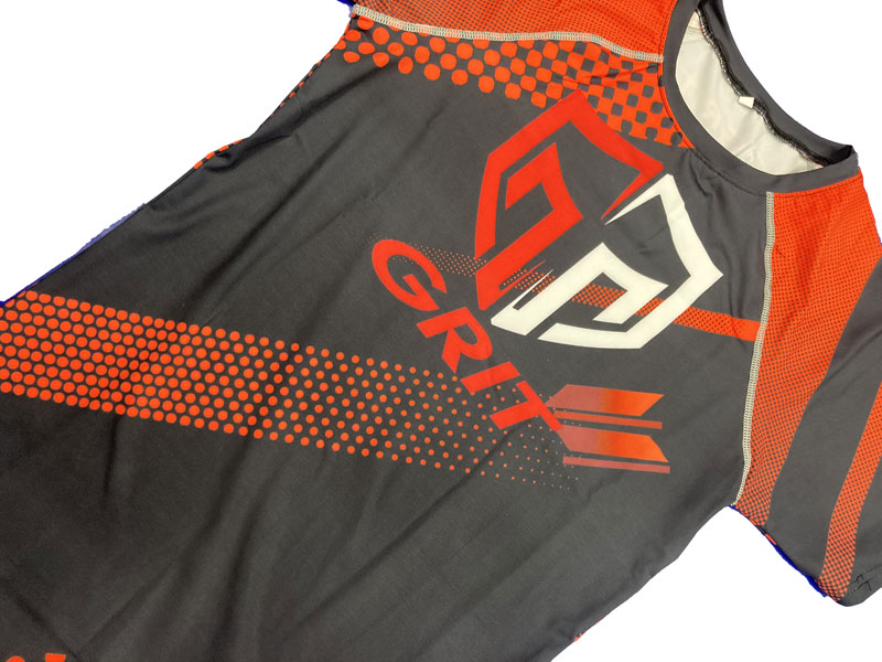 GRIT GMC RASH GUARD BK/RD