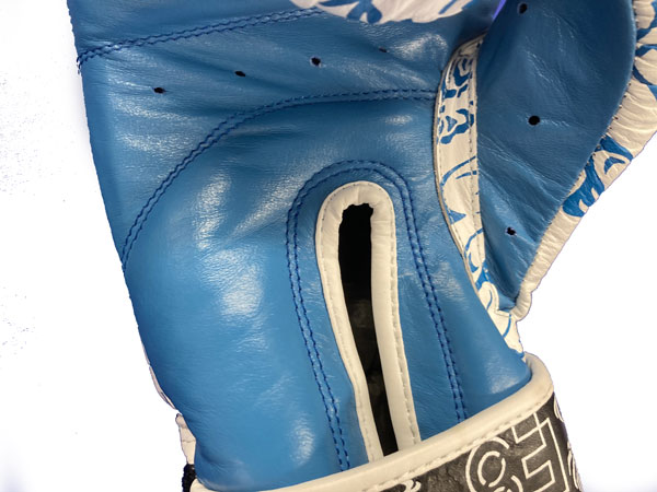 FLOWER��LUTADOR��E8 2105 BOXING GLOVE