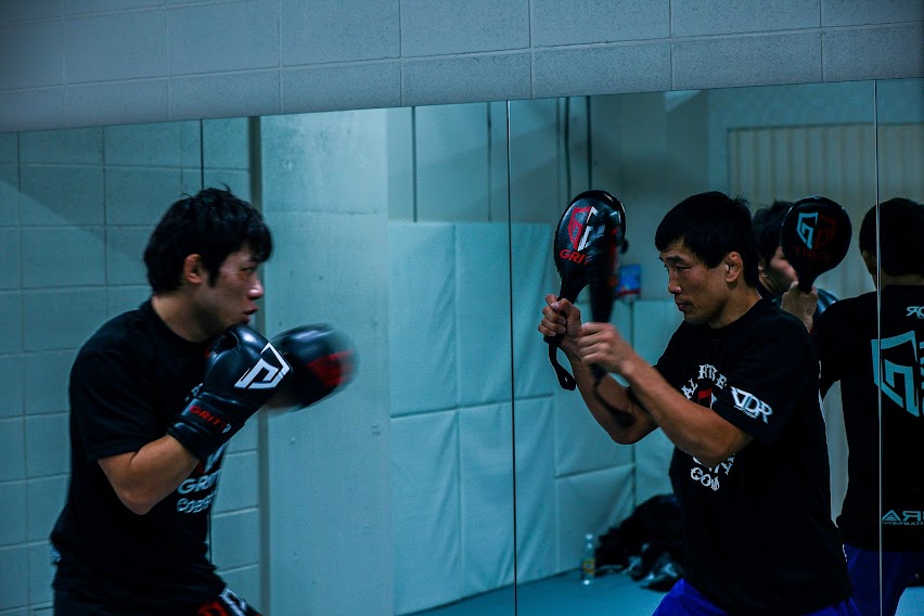 GRIT BOXING HAND MITTS 2008 BLACK High spec model