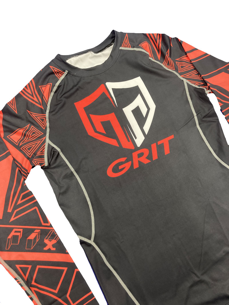 GRIT GMC 2109 LONG RASH GUARD BK/RD