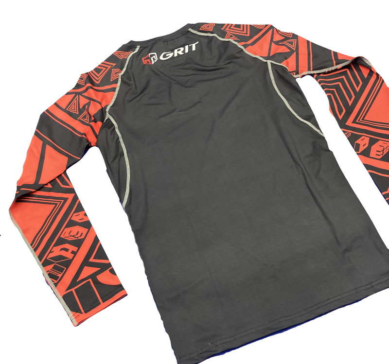 GRIT GMC 2109 LONG RASH GUARD BK/RD