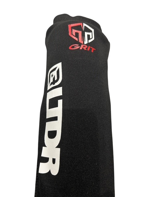 ��ȯ�� GRIT/LUTADOR ����ܥ졼����� LEG GUARD ��å������ɡʿƻإեå��ա�