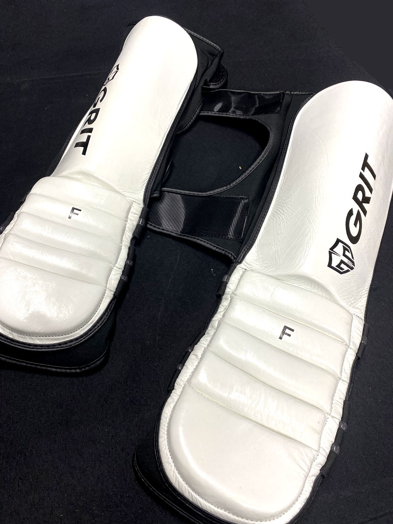 GRIT 2301 MMA SUPER FIT SHIN GUARD WHITE /�����Ʈ�� ���󥬡���