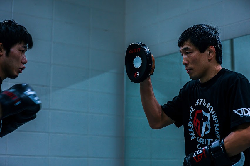 GRIT THIN FIT PUNCH MITTS ��High spec model��