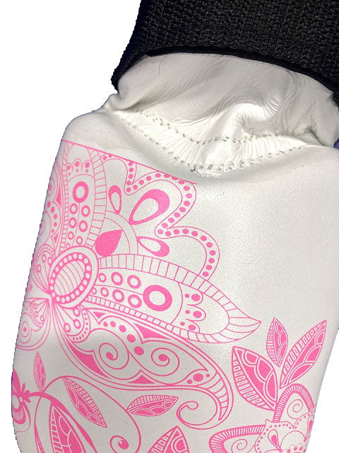 FLOWER SHIN GUARD WHITE 2205 SAKURA EMBROIDERY��LEATHER��