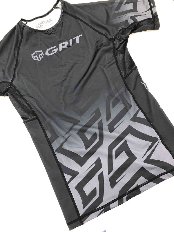 GRITLUTADOR 2312 GRADATION HALF SLEEVE RASH GUARD å奬