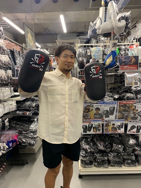GRIT PROTECTIVE PAD CURVE KICK MITTS ���å��ߥå� 1���å� �ܳ���